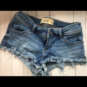 ** LAST CALL** Hollister Shorty-Short